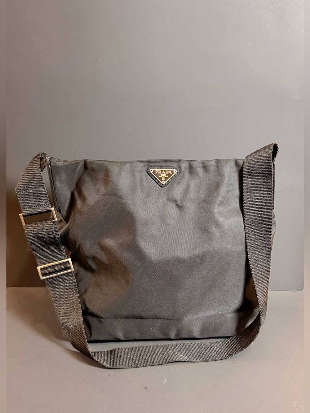 Authentic Prada Black Nylon Shoulder/Crossbody Bag 🖤
